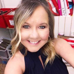 Meet your Posher, Tabitha